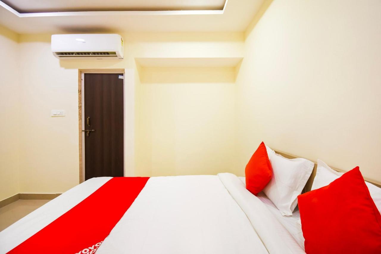 Oyo Flagship 45586 Hotel Airport Inn Rāipur Kültér fotó